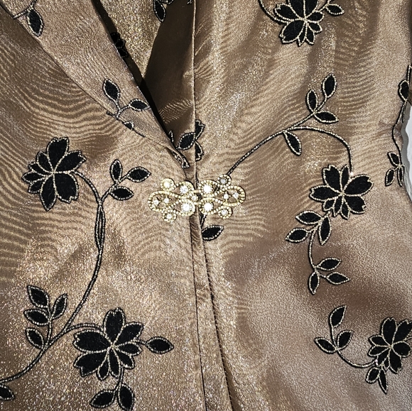 METAPHOR Dress Blouse - Picture 4 of 13